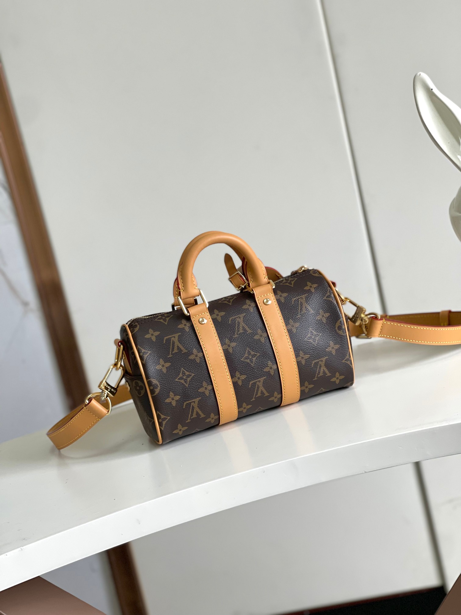 Louis Vuitton Keepall Bandouliere 25 - Image 3