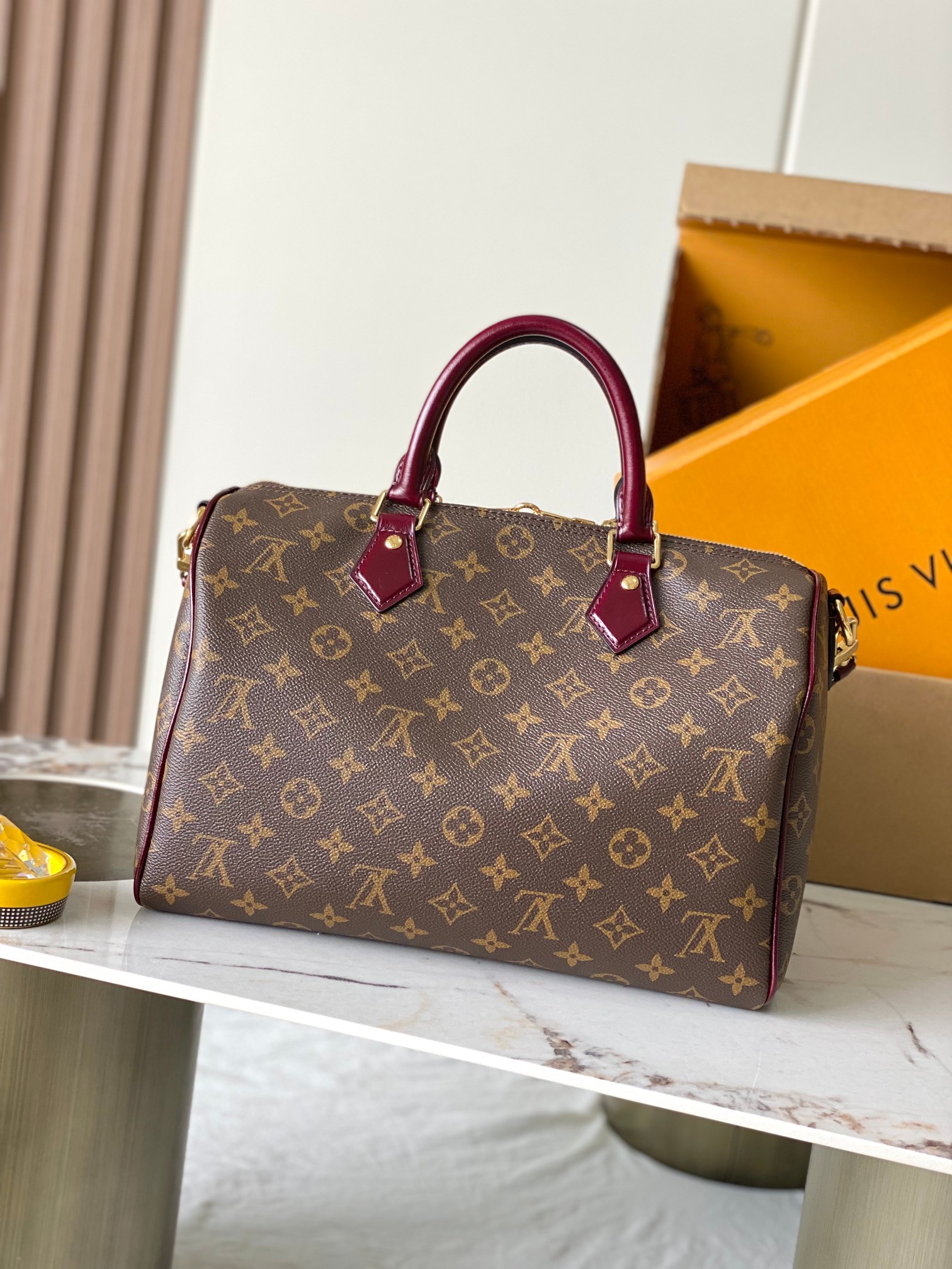 Louis Vuitton Speedy Soft 30 Handbag - Image 3