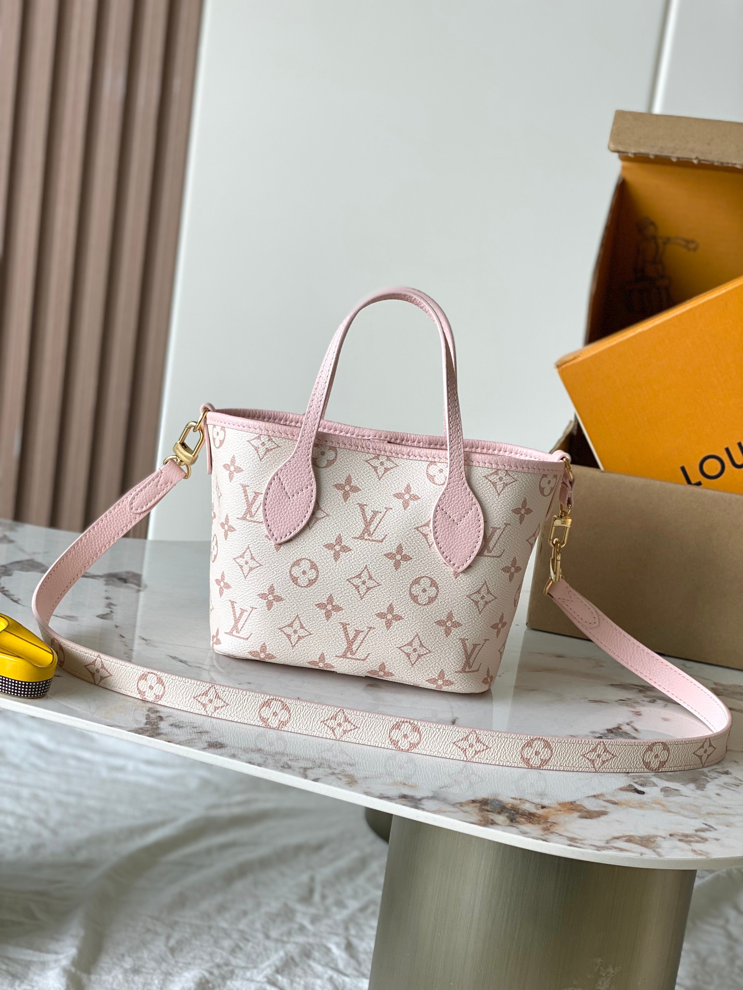 Louis Vuitton Neverfull Bandoulière Inside Out BB Shoulder Bag - Image 3