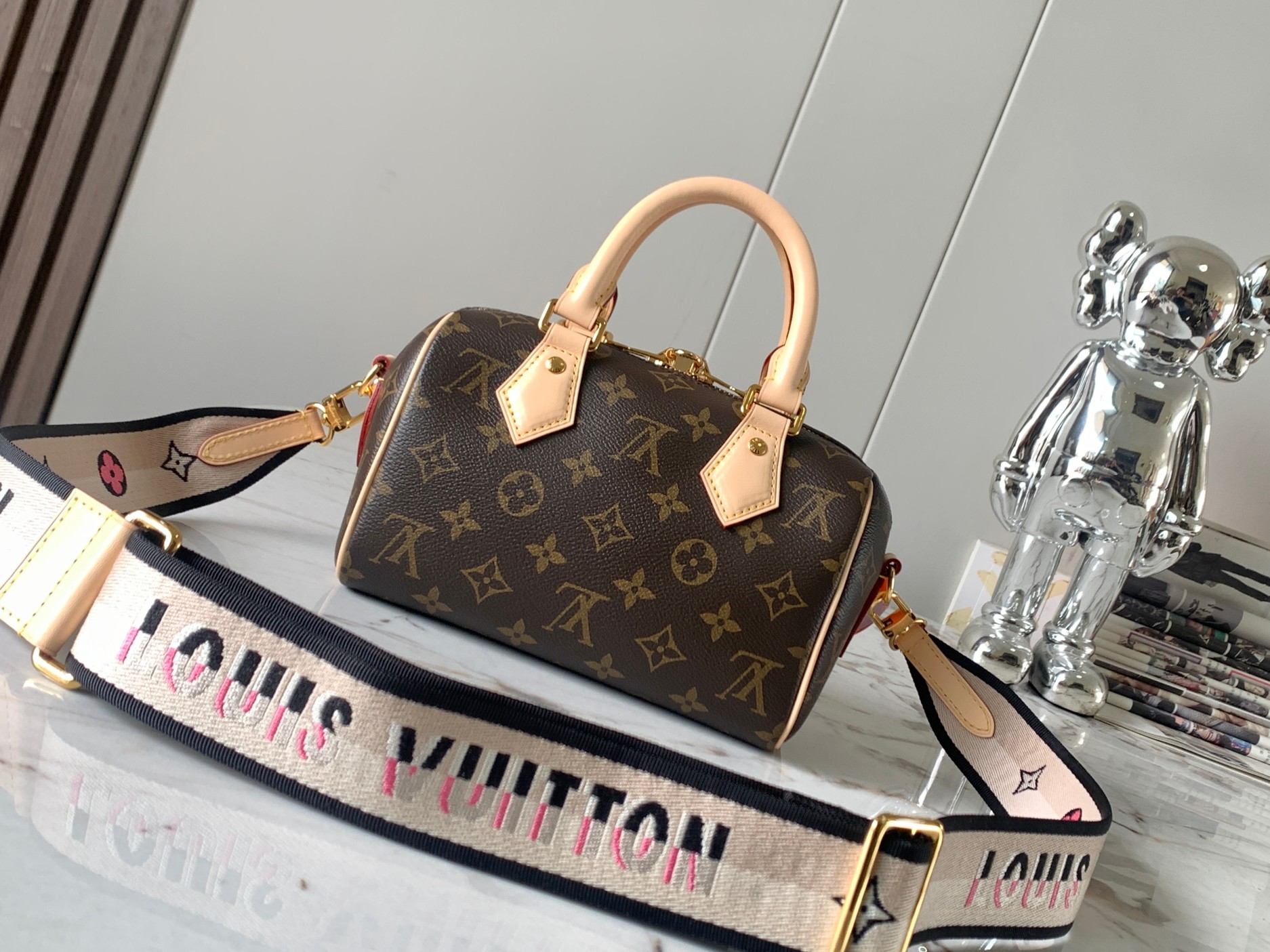 Louis Vuitton Speedy Bandoulière 20 Handbag - Image 3