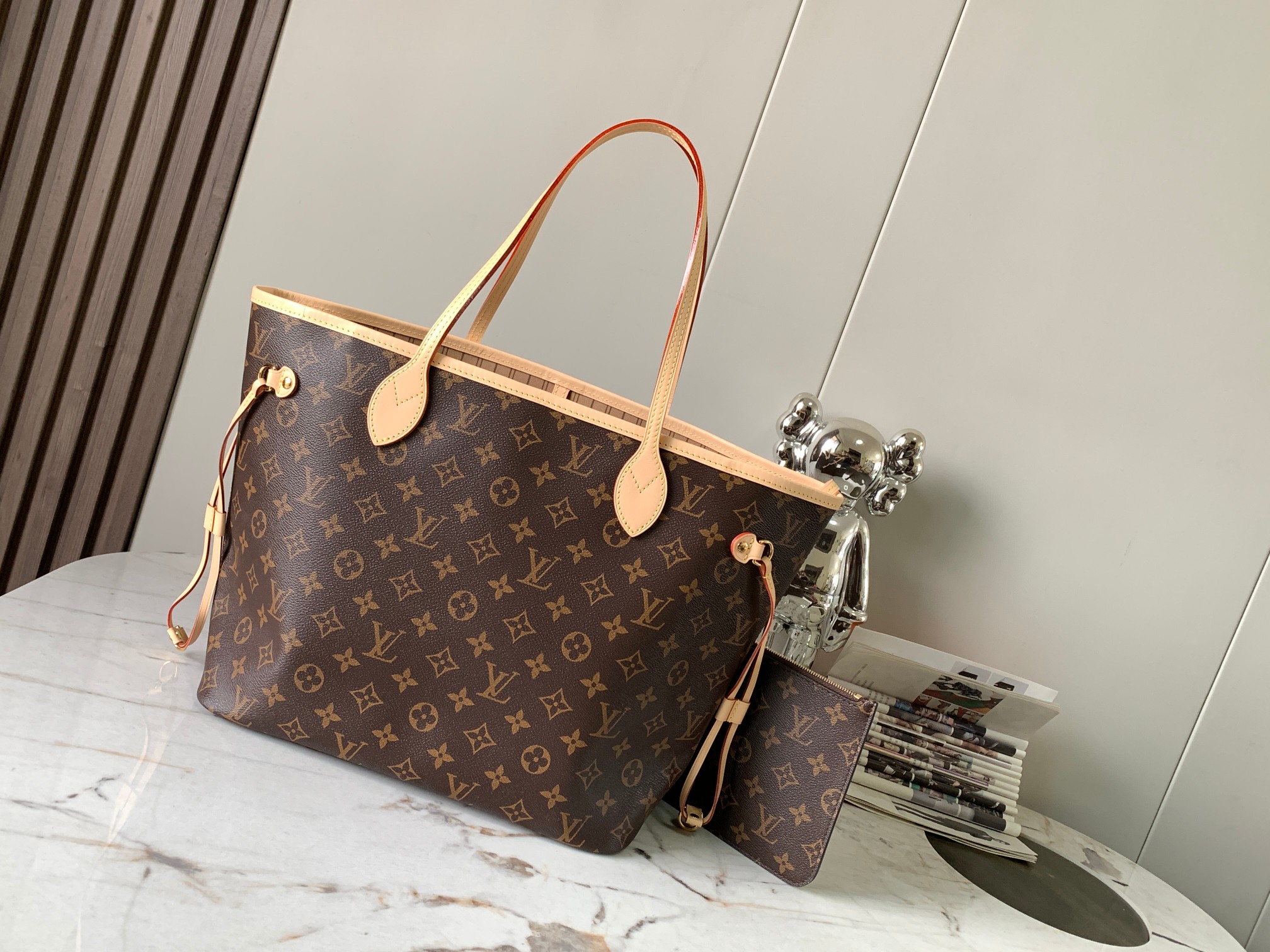 Louis Vuitton Neverfull MM Handbag - Image 3