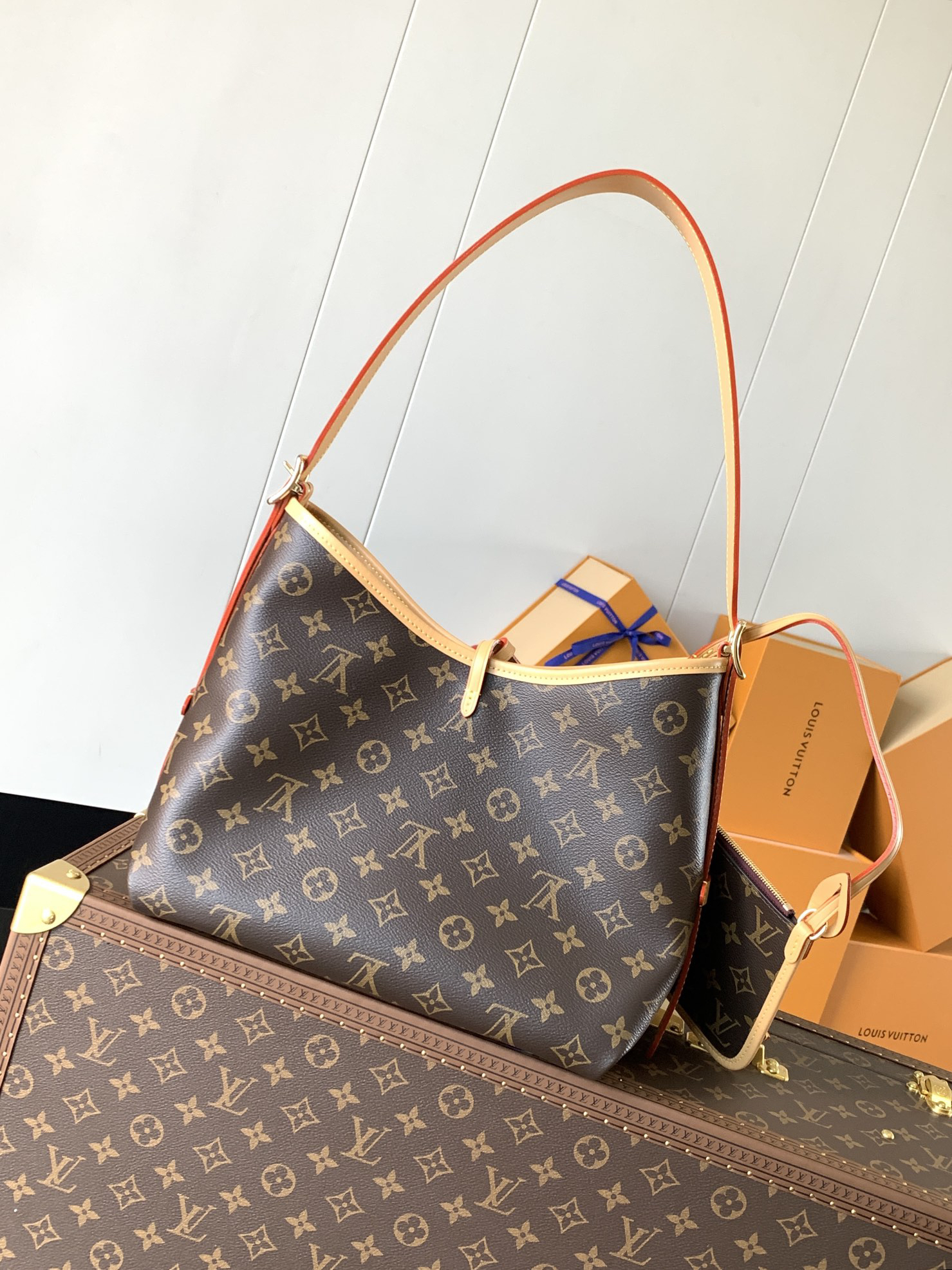 Louis Vuitton M46203 CarryAll Handbag - Image 3