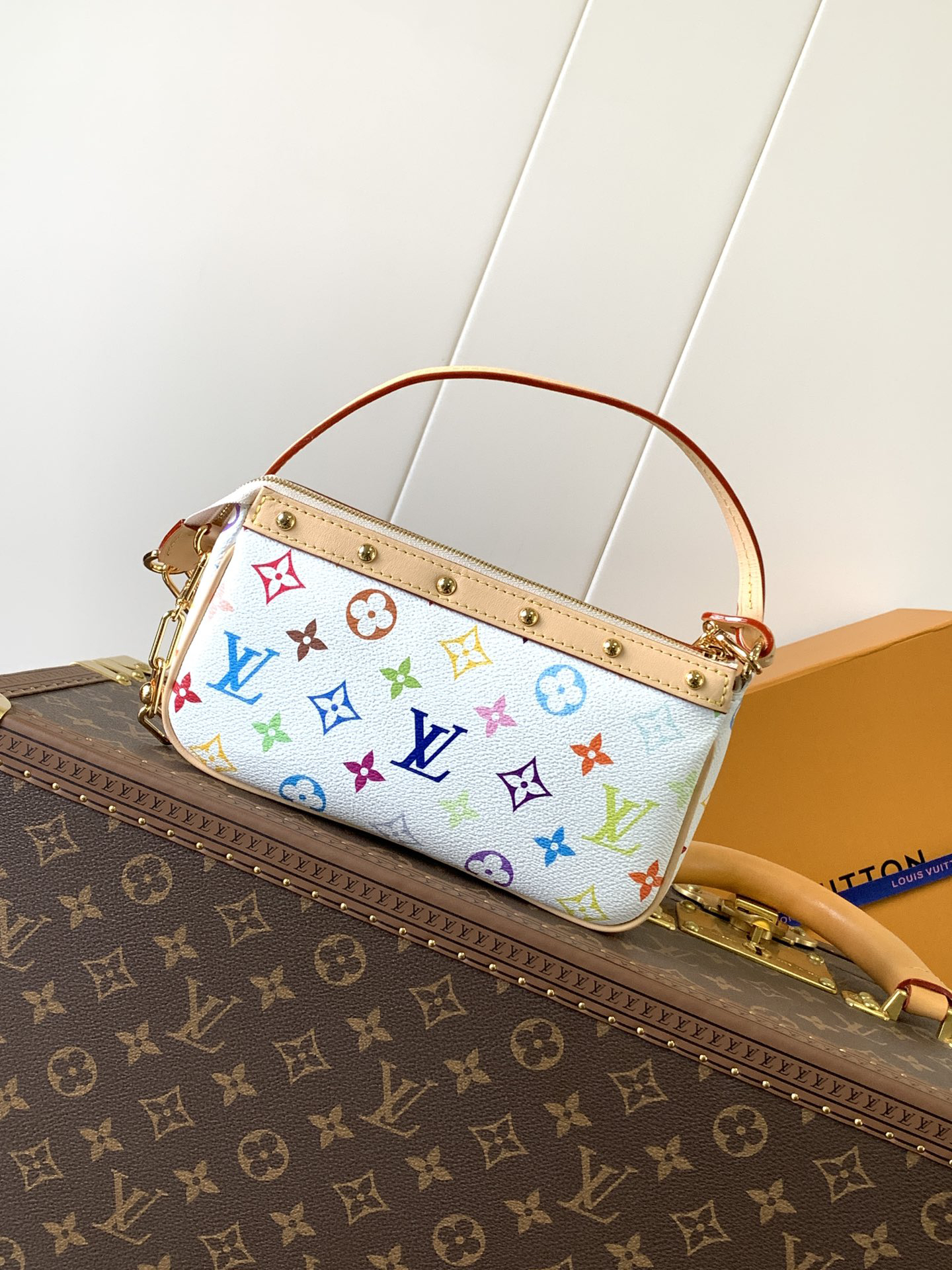 Louis Vuitton Pochette Accessoires Monogram Canvas Bag - Image 3