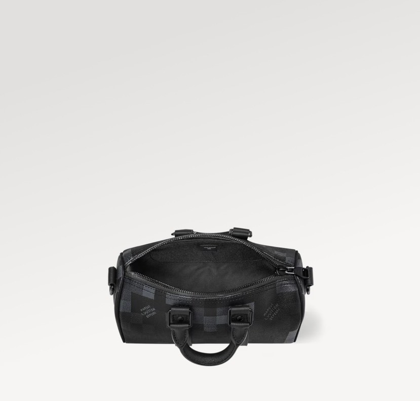 Louis Vuitton Keepall Bandoulière 25 Travel Bag in Damoflage Black - Image 3