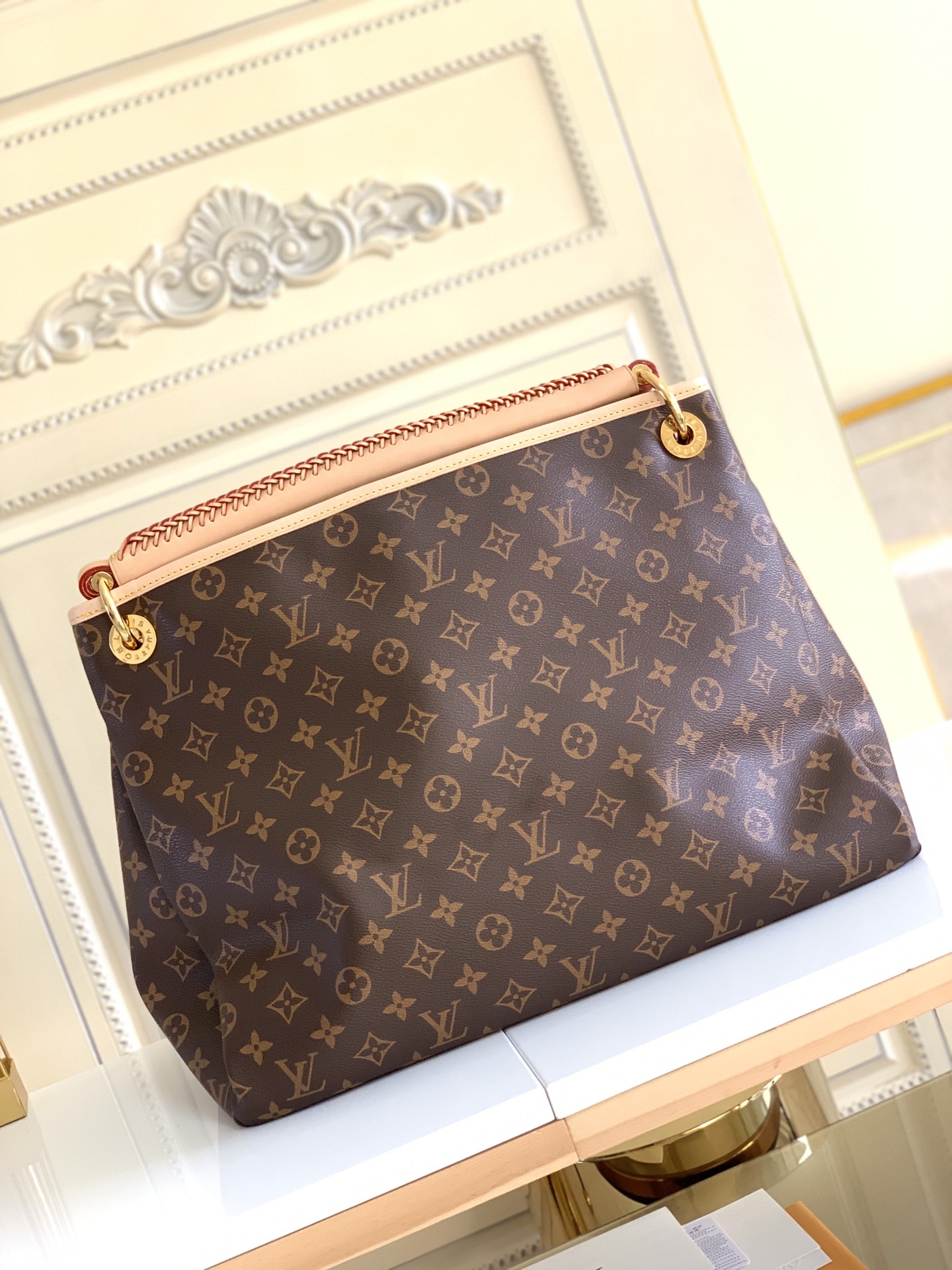 Louis Vuitton Artsy MM Handbag - Image 3
