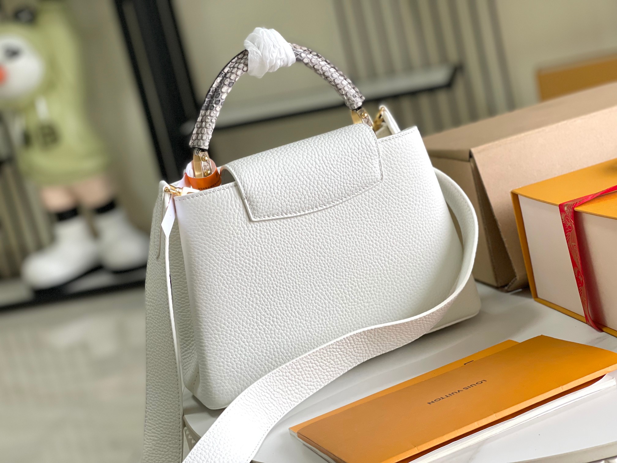 Louis Vuitton Capucines BB Handbag in Taurillon Leather with Python Trim - Image 3