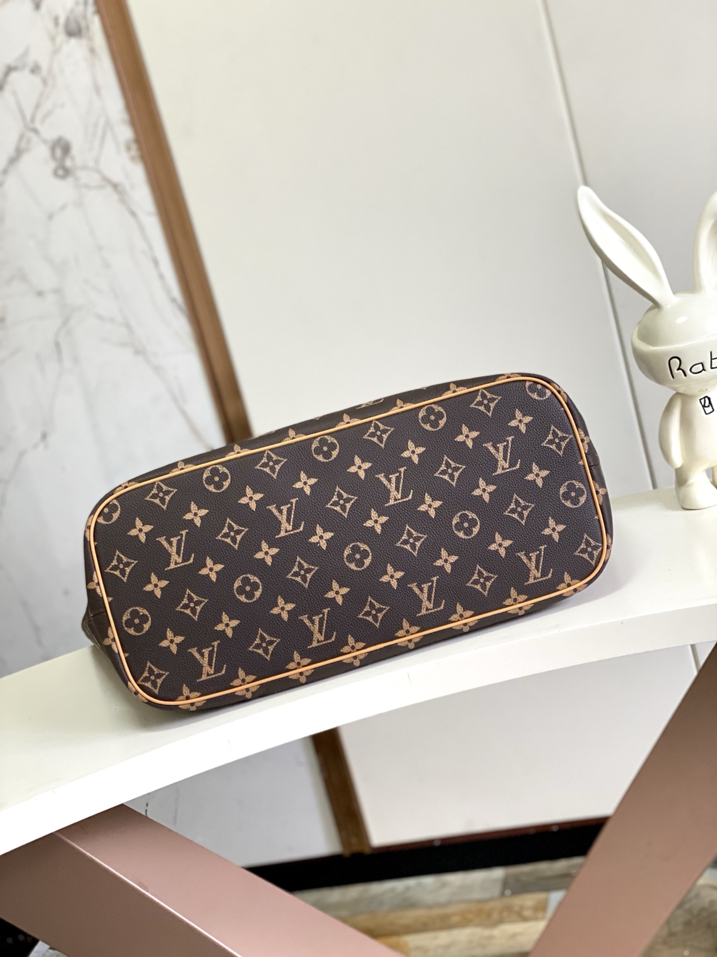 Nevereverfull Monogram Cowhide Leather Tote Bag - Image 3