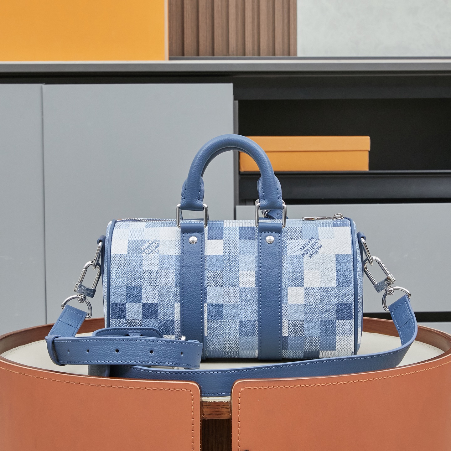 Louis Vuitton Keepall Bandoulière 25 Travel Bag M28600 - Image 3