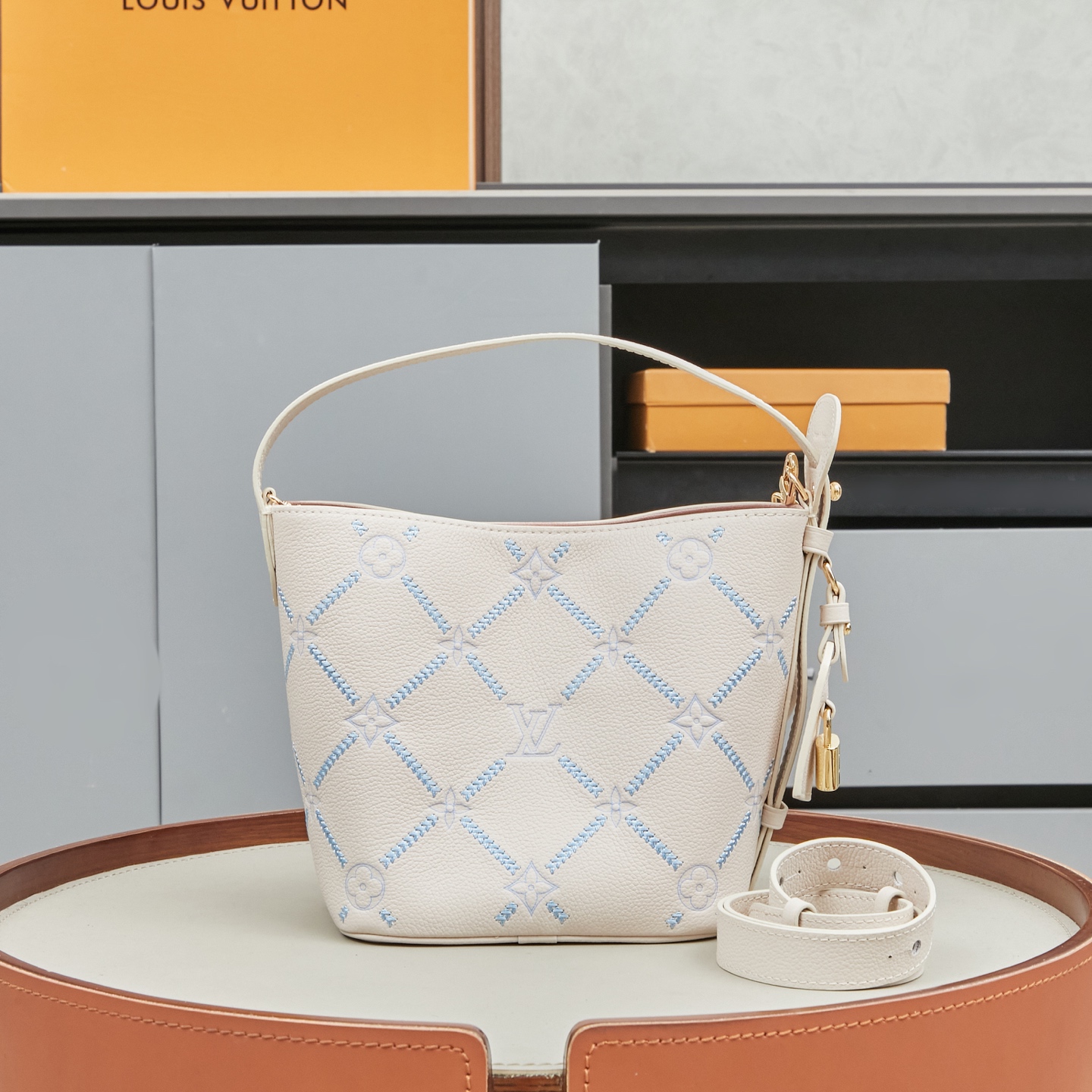 Louis Vuitton All In BB Handbag M28910 - Image 3