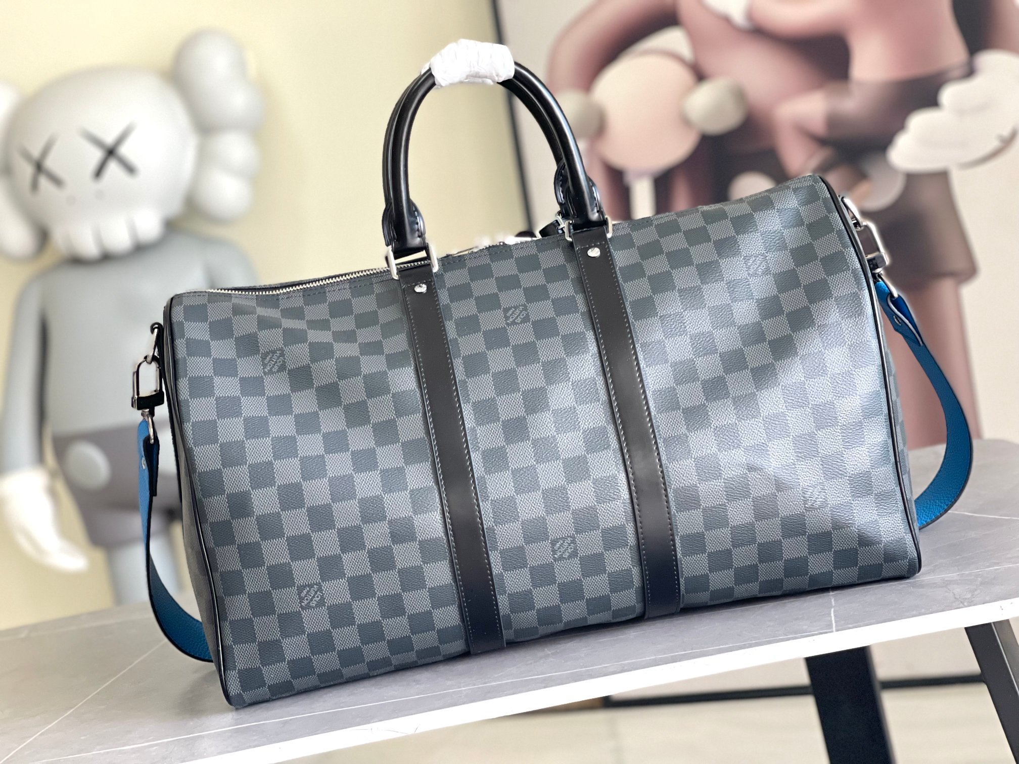 Louis Vuitton Keepall 45 Travel Bag in Monogram Eclipse Canvas - Image 3