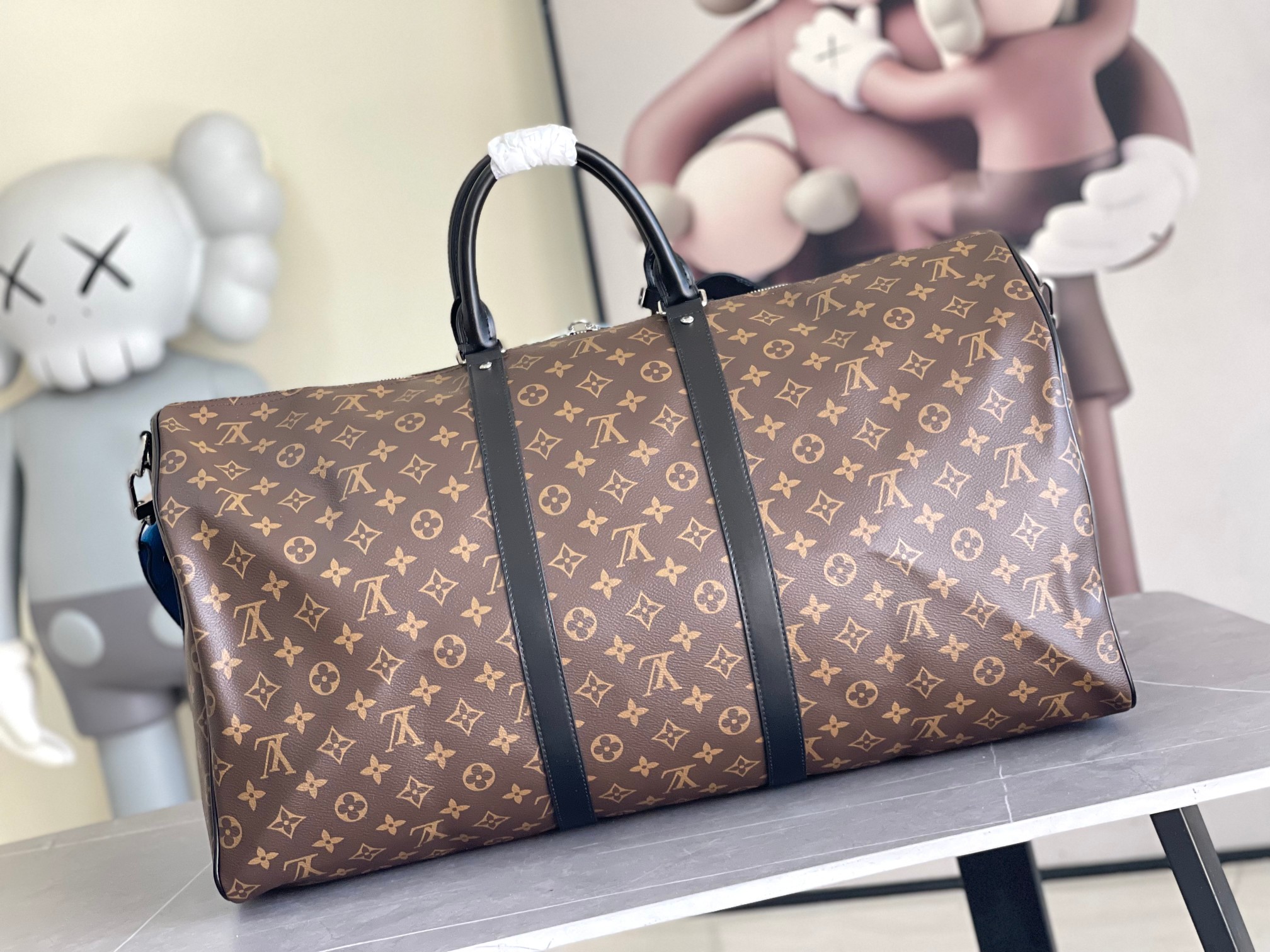 Louis Vuitton Keepall 45 Travel Bag in Monogram Eclipse Canvas - Image 3