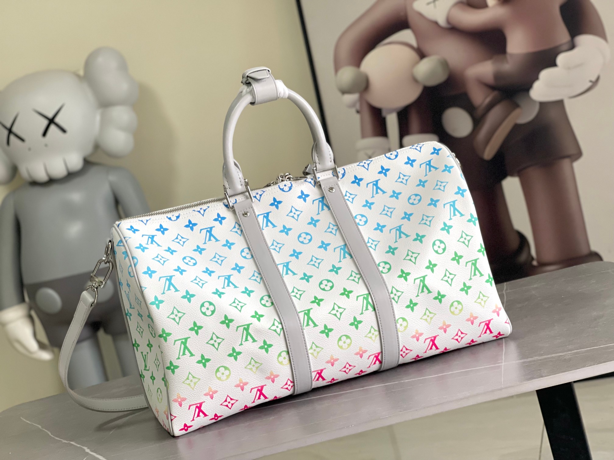 Louis Vuitton Keepall Bandoulière 55 Travel Bag - Image 3