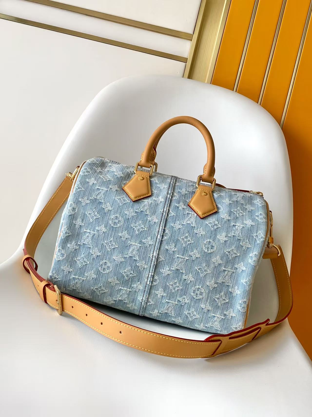 Louis Vuitton Speedy Bandoulière 30 Monogram Denim Handbag - Image 3