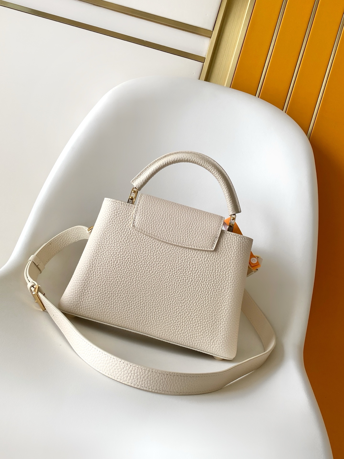 Capucines BB Flowergram Leather Handbag - Image 3