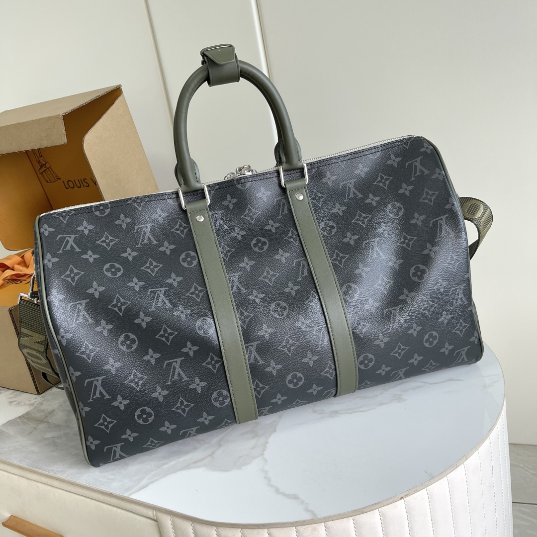Keepall Bandoulière 45 Travel Bag in Monogram Eclipse Canvas - Image 3