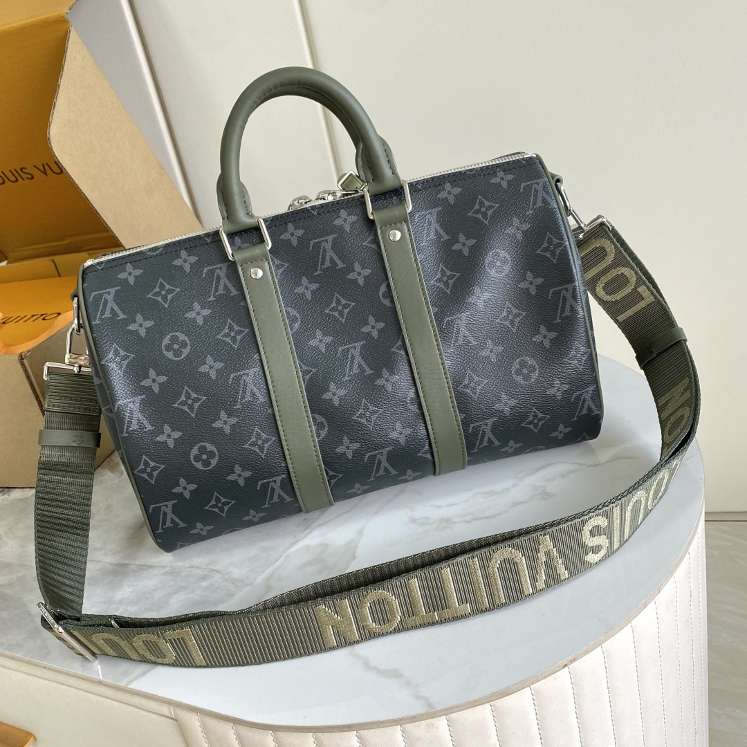 Louis Vuitton Keepall Bandoulière 35 Travel Bag in Monogram Eclipse Canvas - Image 3