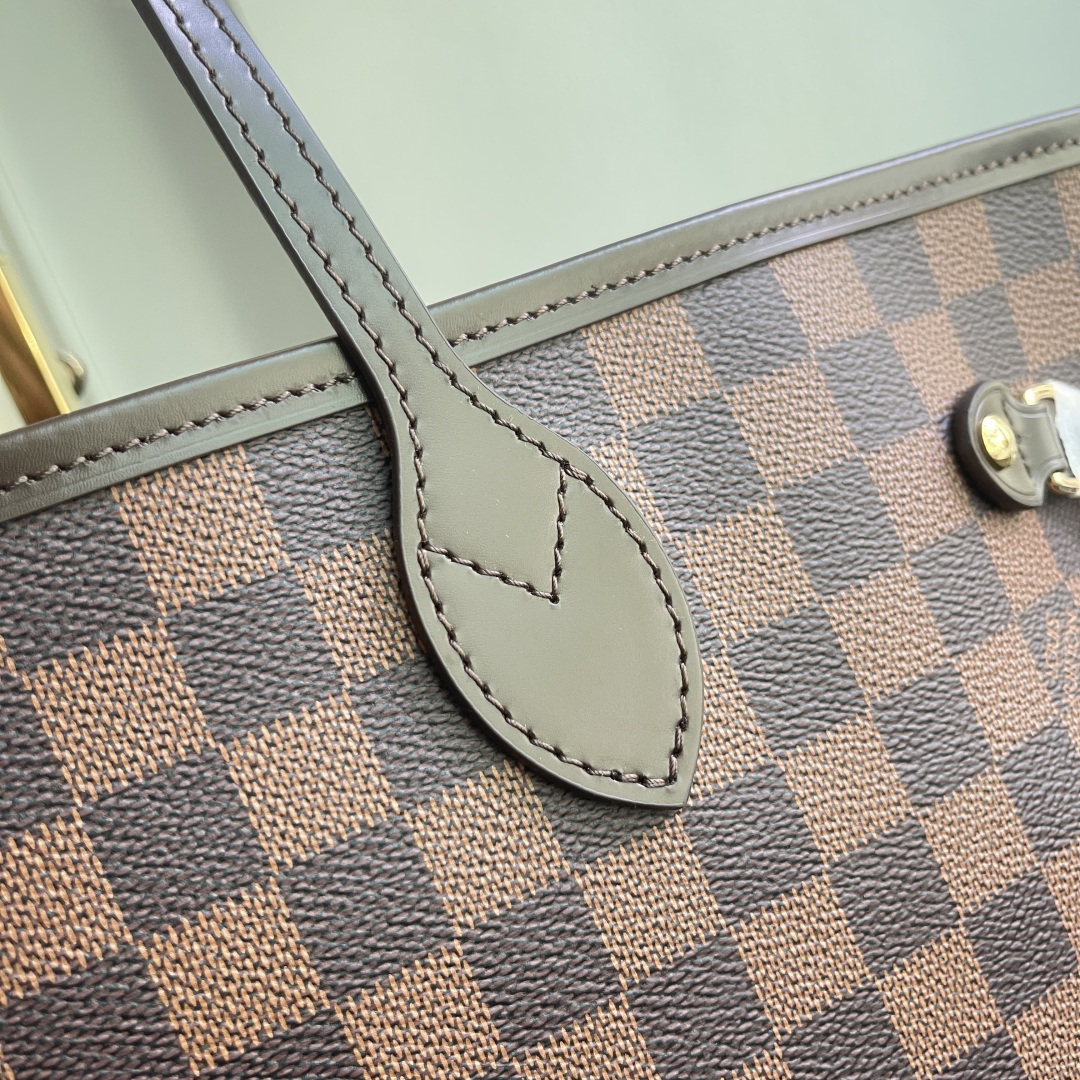 Louis Vuitton Neverfull MM Tote Bag in Damier Ebene Canvas - Image 3