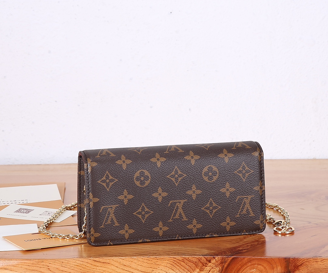 Lily Wallet On Chain in Monogram Canvas - Image 3