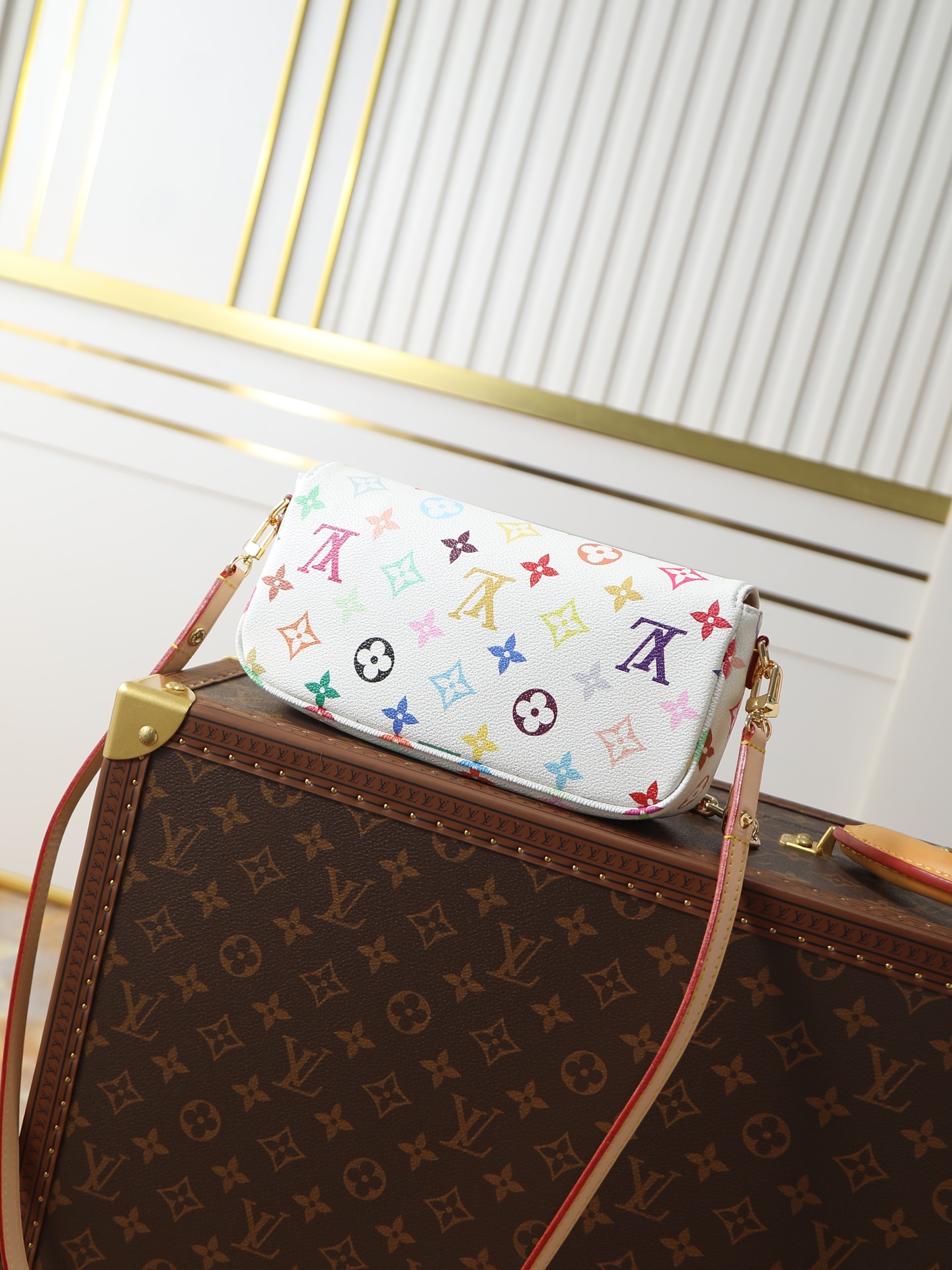 Louis Vuitton Wallet On Chain Ivy Crossbody Bag M27492 - Image 3