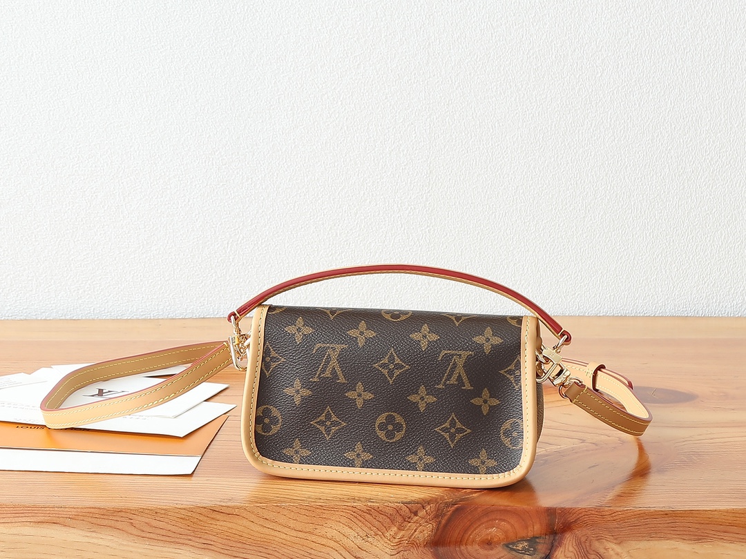 Louis Vuitton Nano Diane Monogram Canvas and Leather Bag - Image 3