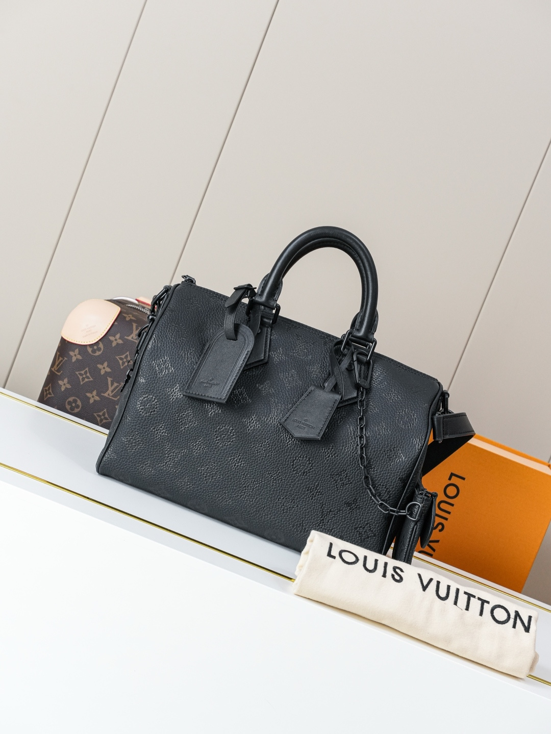 Louis Vuitton Speedy Bandoulière 30 Monogram Handbag - Image 3