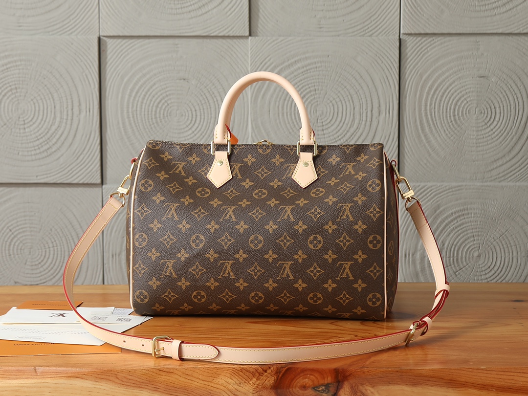 Louis Vuitton Speedy Bandoulière 35 Monogram Canvas Handbag - Image 3