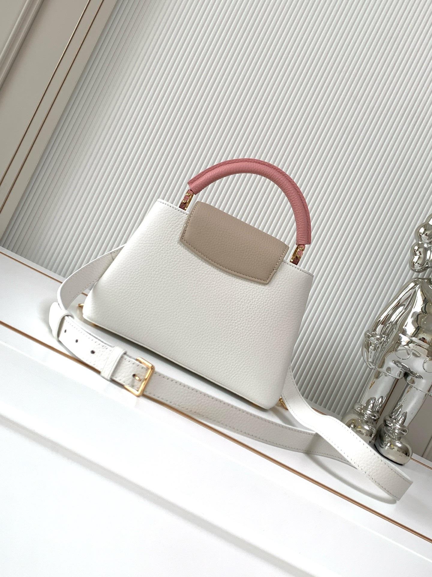 Capucines BB Handbag - Image 3