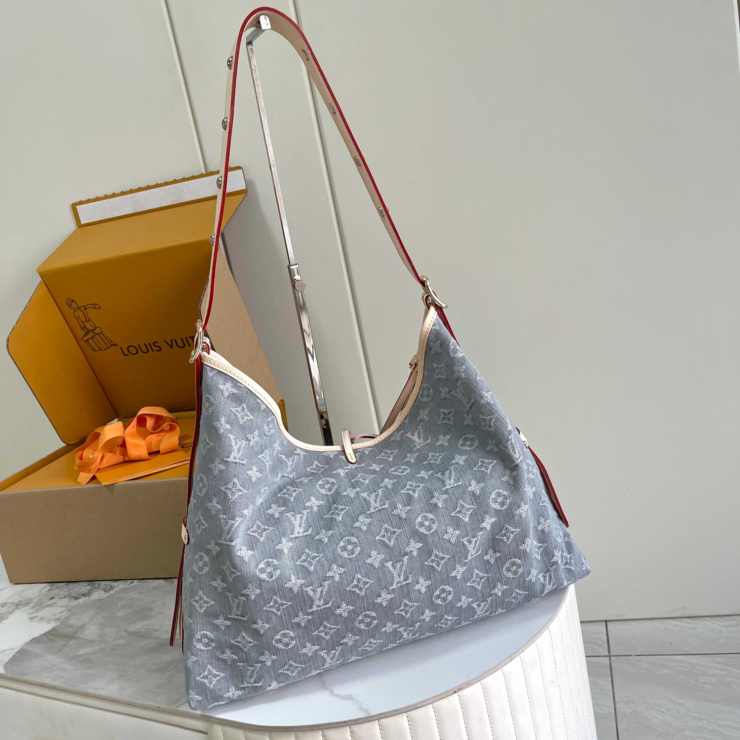 Louis Vuitton CarryAll Medium Bag in Monogram Denim - Image 3