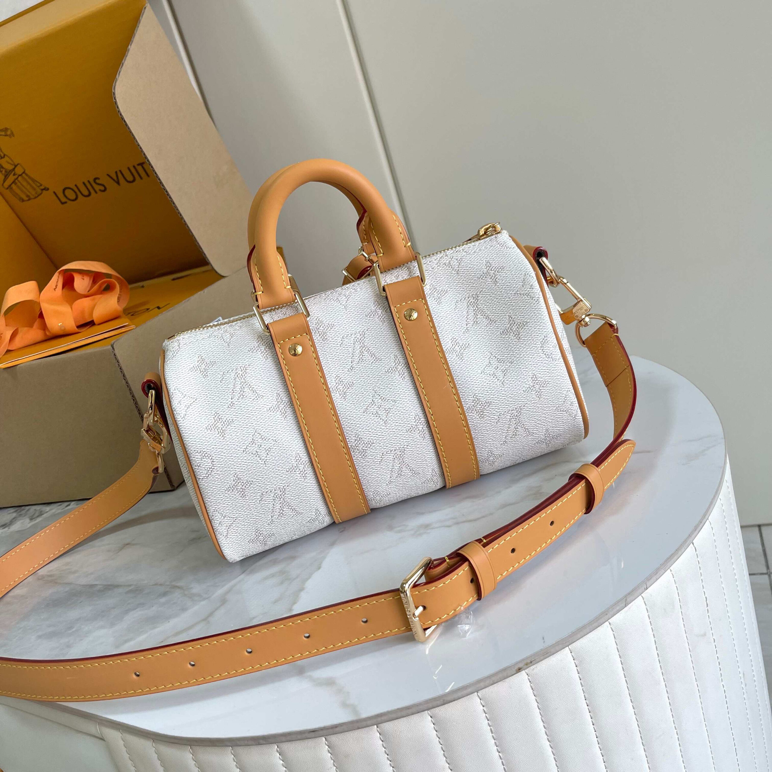 Keepall Bandoulière 25 Travel Bag in Monogram Surfin Canvas - Image 3