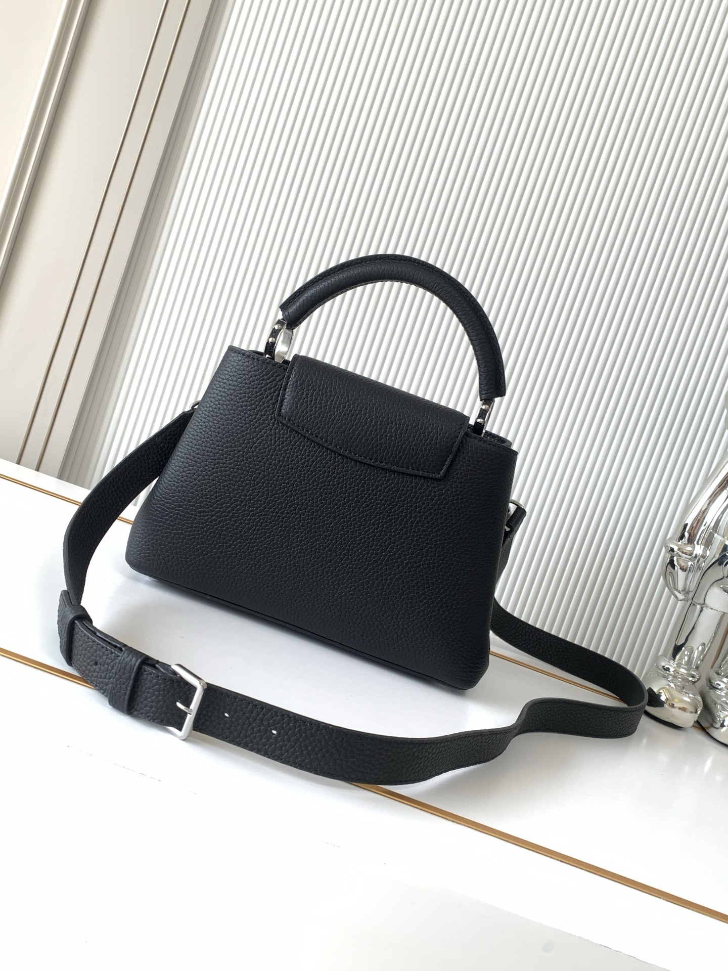 Capucines Mini Handbag - Image 3