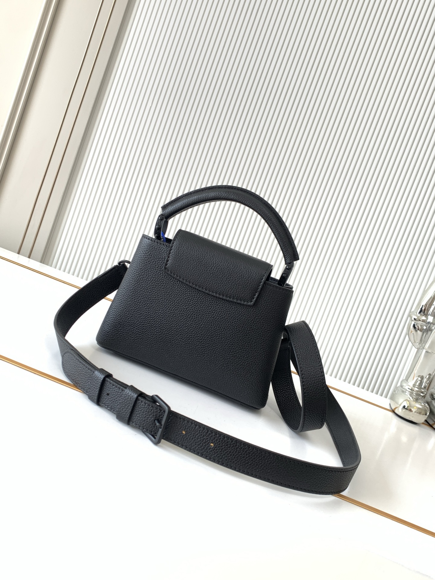 Capucines Mini Handbag M25256 - Image 3