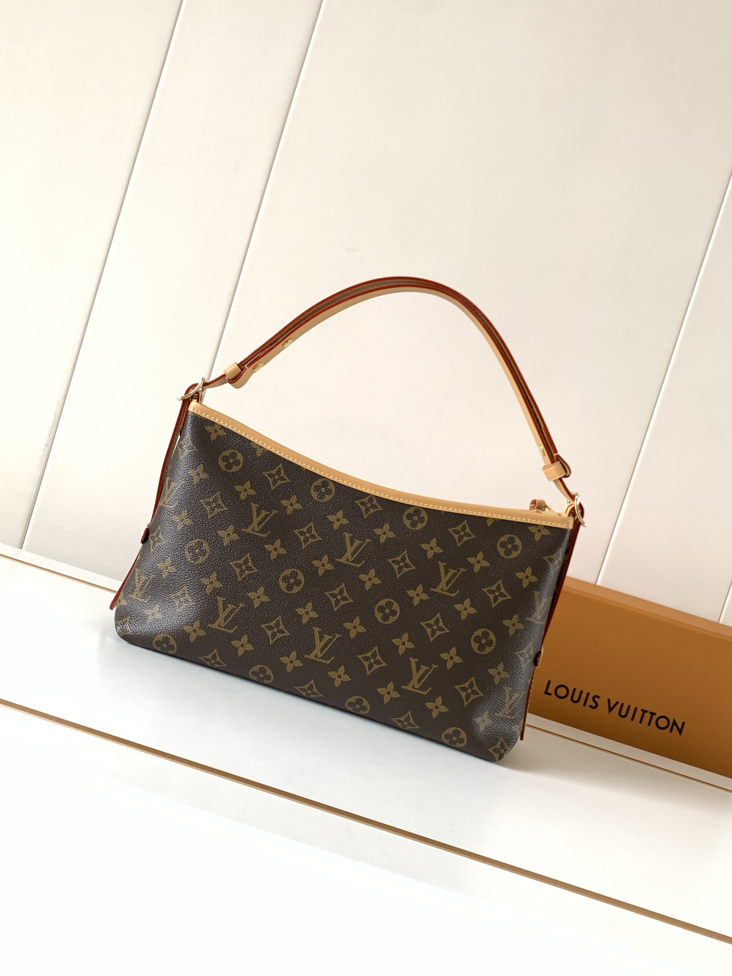 Carryall East West Monogram Handbag - Image 3