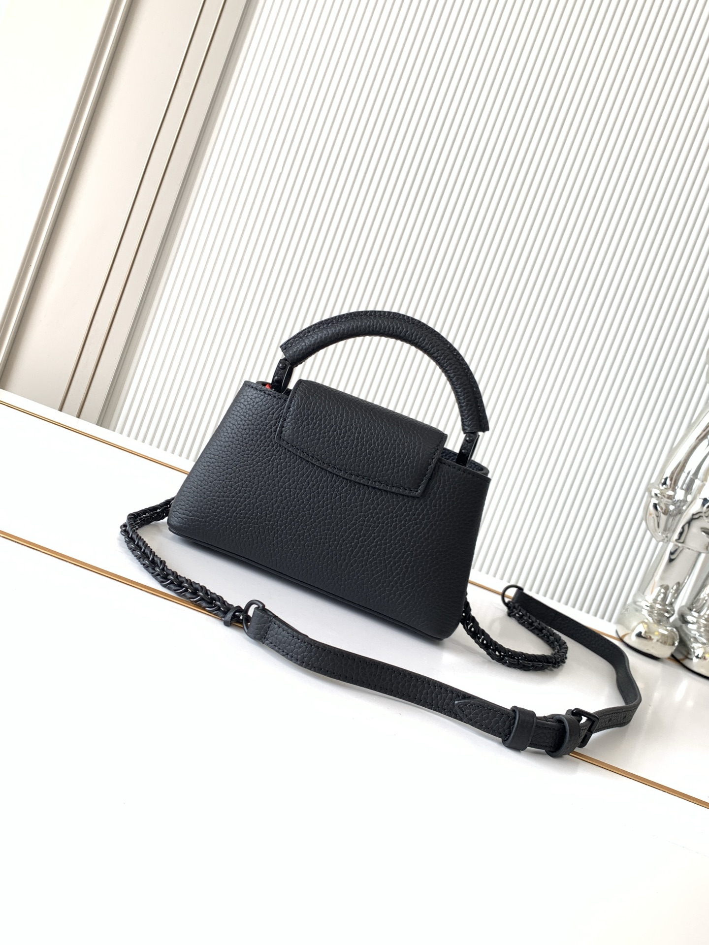 Capucines BB Handbag in Black - Image 3