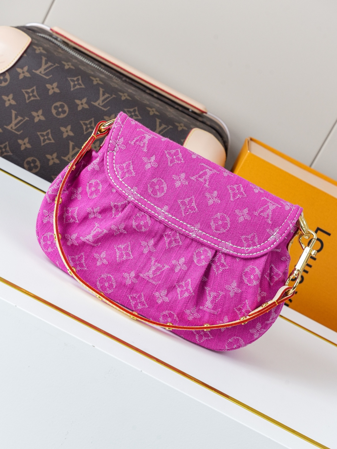 Louis Vuitton Rendez-Vous Sunset Denim Handbag - Image 3