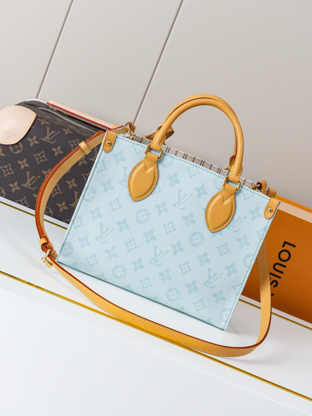 Louis Vuitton OnTheGo PM Monogram Origine Bleu Courrier Tote Bag - Image 3