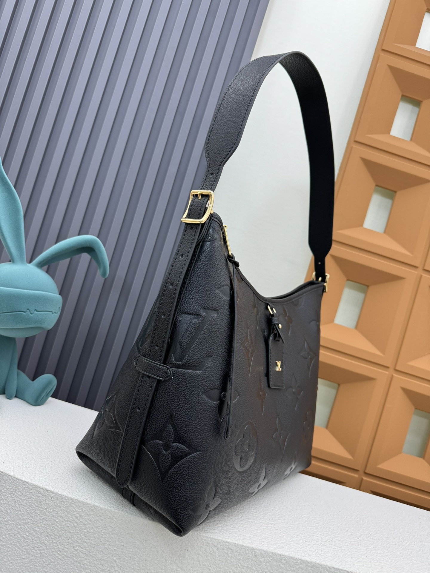CarryAll Medium Handbag in Monogram Empreinte Leather - Image 3