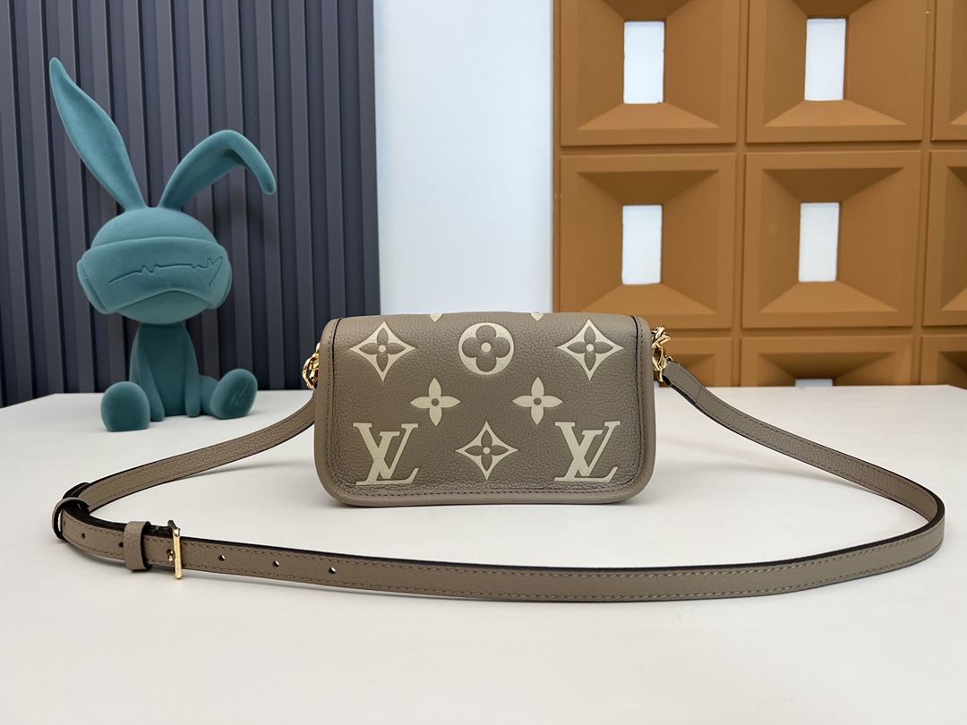 Louis Vuitton Nano Diane Handbag - Image 3