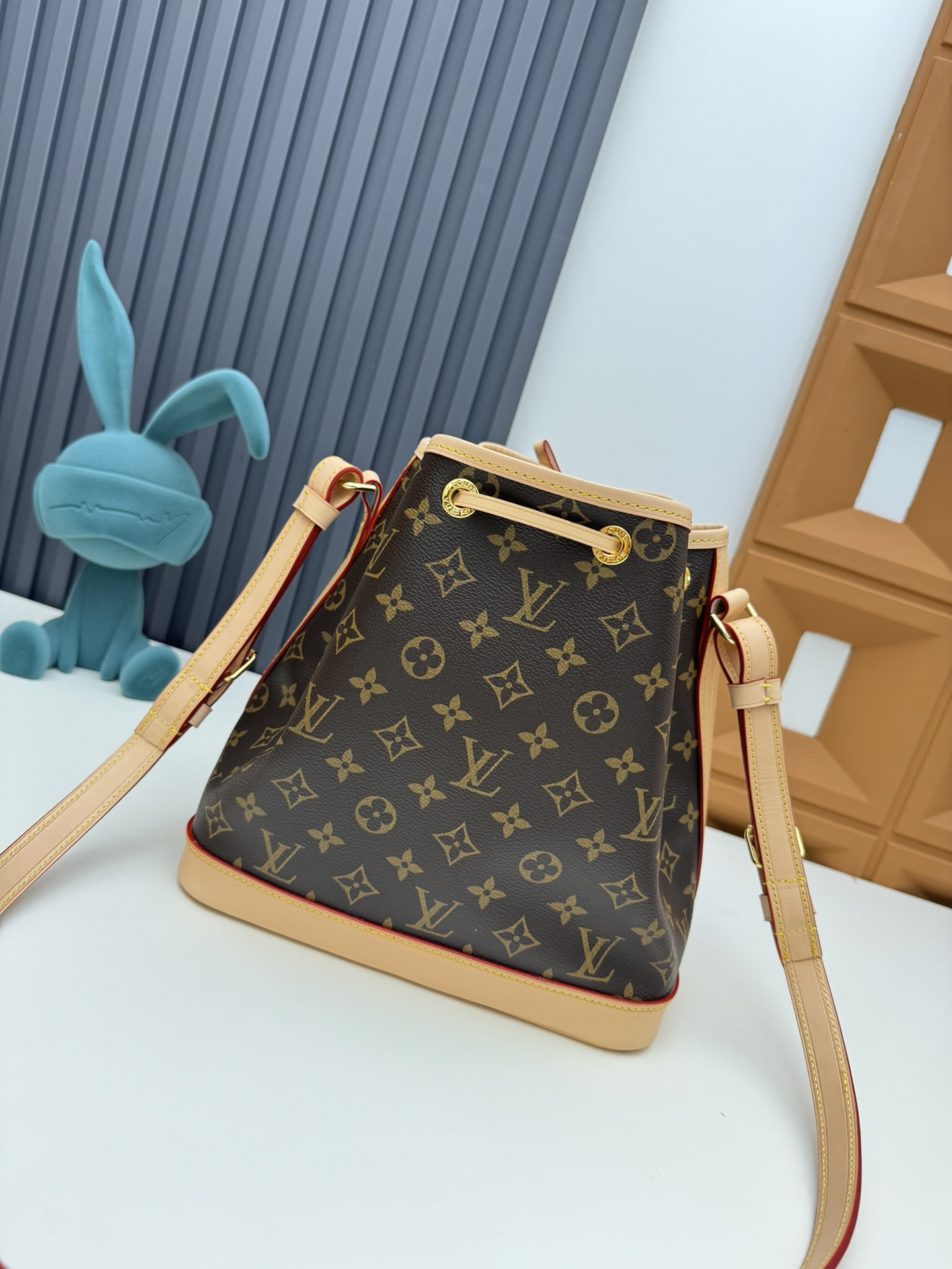 Louis Vuitton Noe BB Bucket Bag N40818 - Image 3