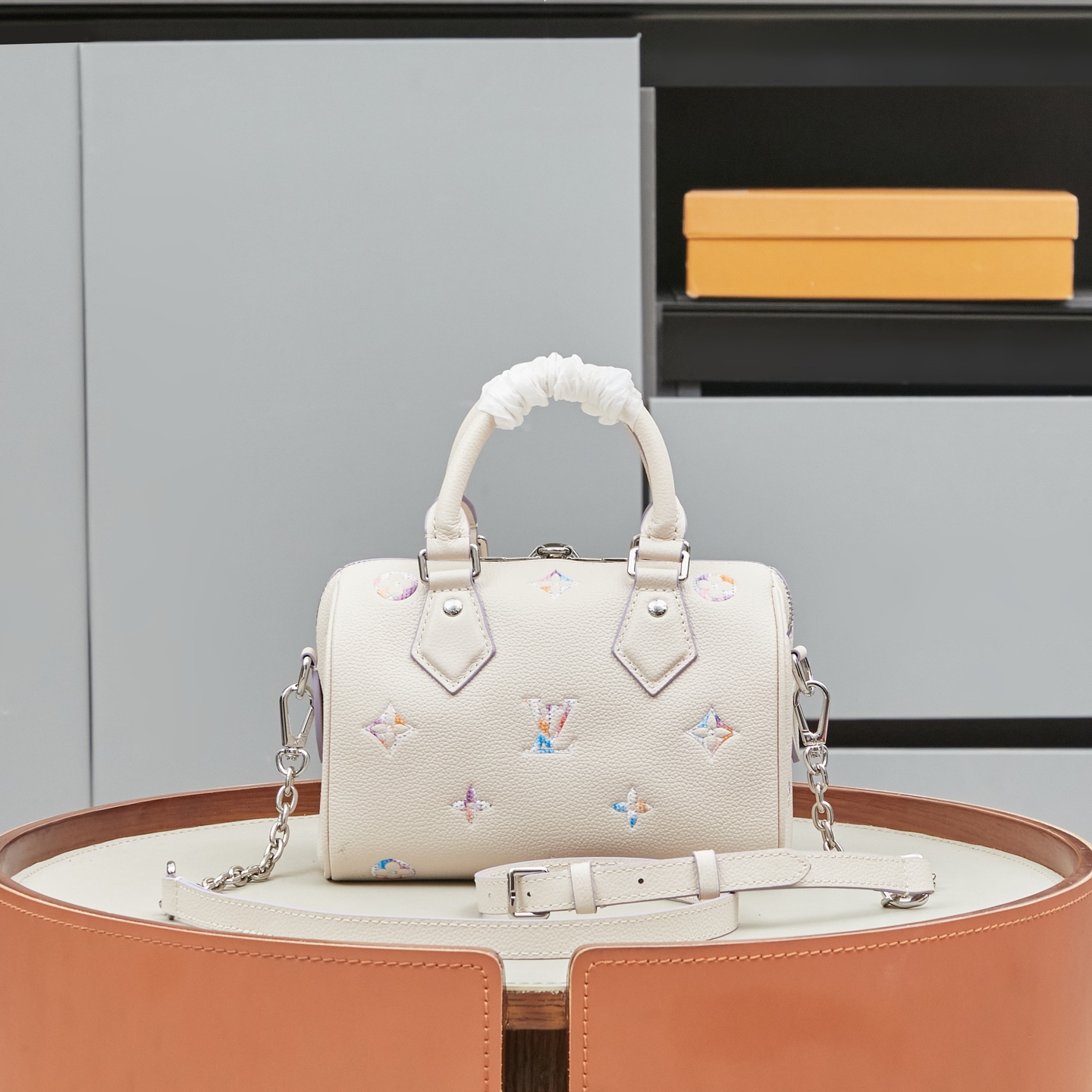 Louis Vuitton Speedy Bandouliere 20 Handbag - Image 3