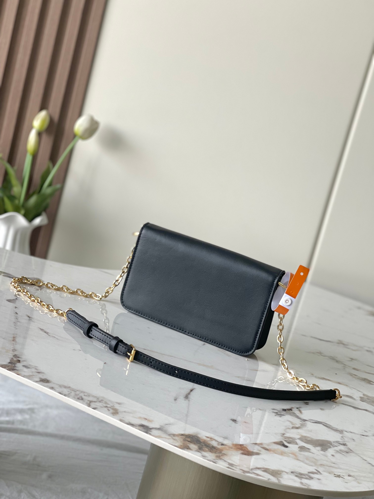 Louis Vuitton LV Bloom Wallet on Chain - Image 3