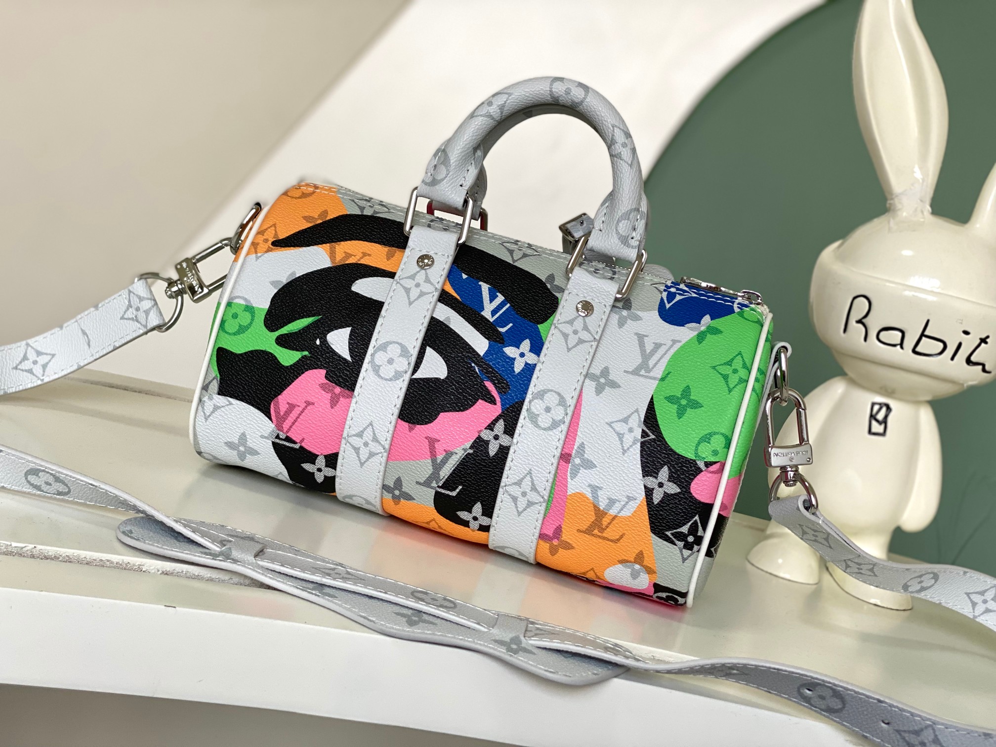 Louis Vuitton Keepall Bandoulière 25 Handbag - Image 3