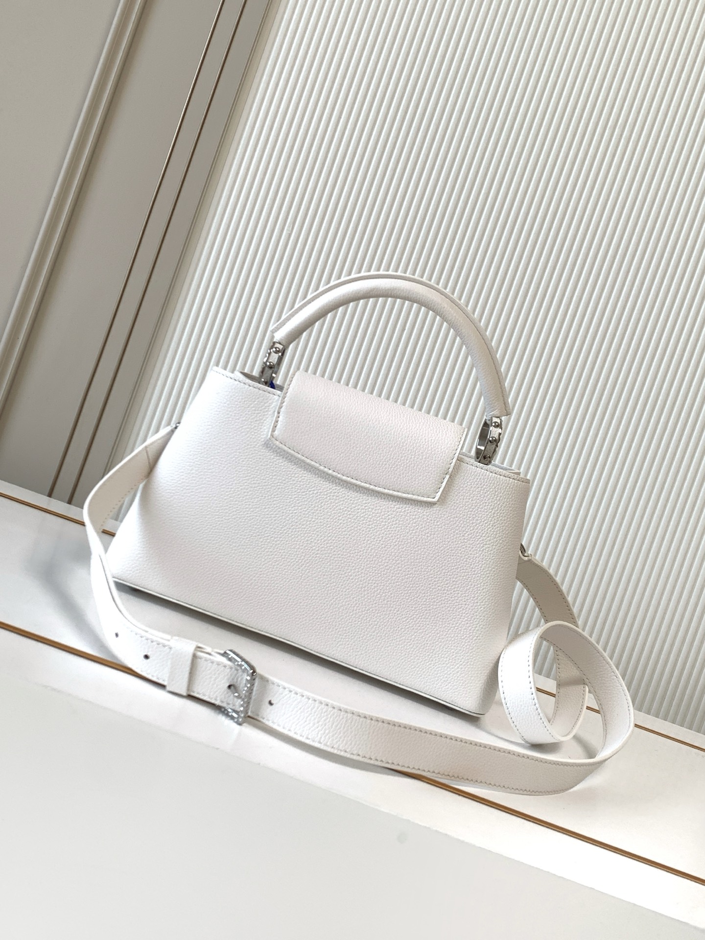 Louis Vuitton LV Crush Capucines East West Medium Handbag - Image 3