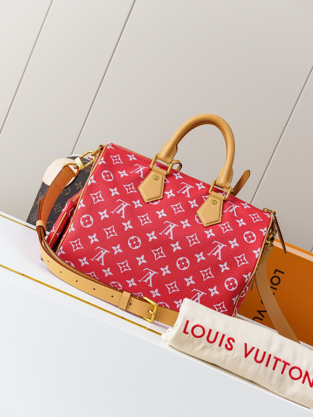 Louis Vuitton Speedy Bandoulière 30 Handbag - Image 3