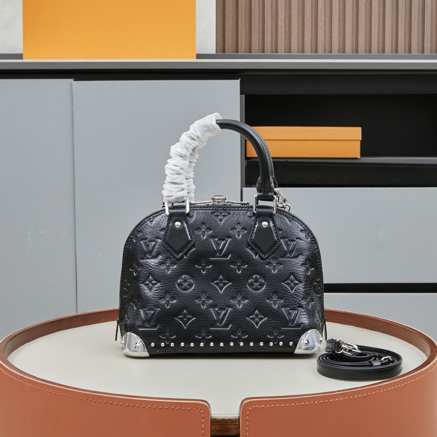 Louis Vuitton Alma BB M27812 Handbag - Image 3