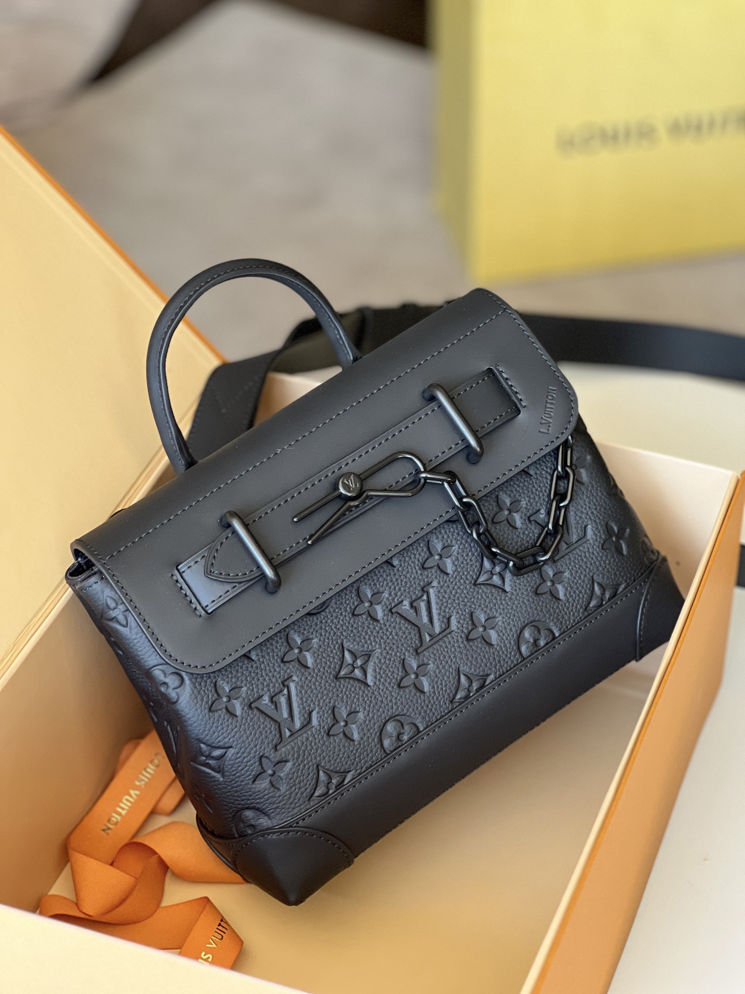 Louis Vuitton Steamer Small Crossbody Bag M24436 - Image 3