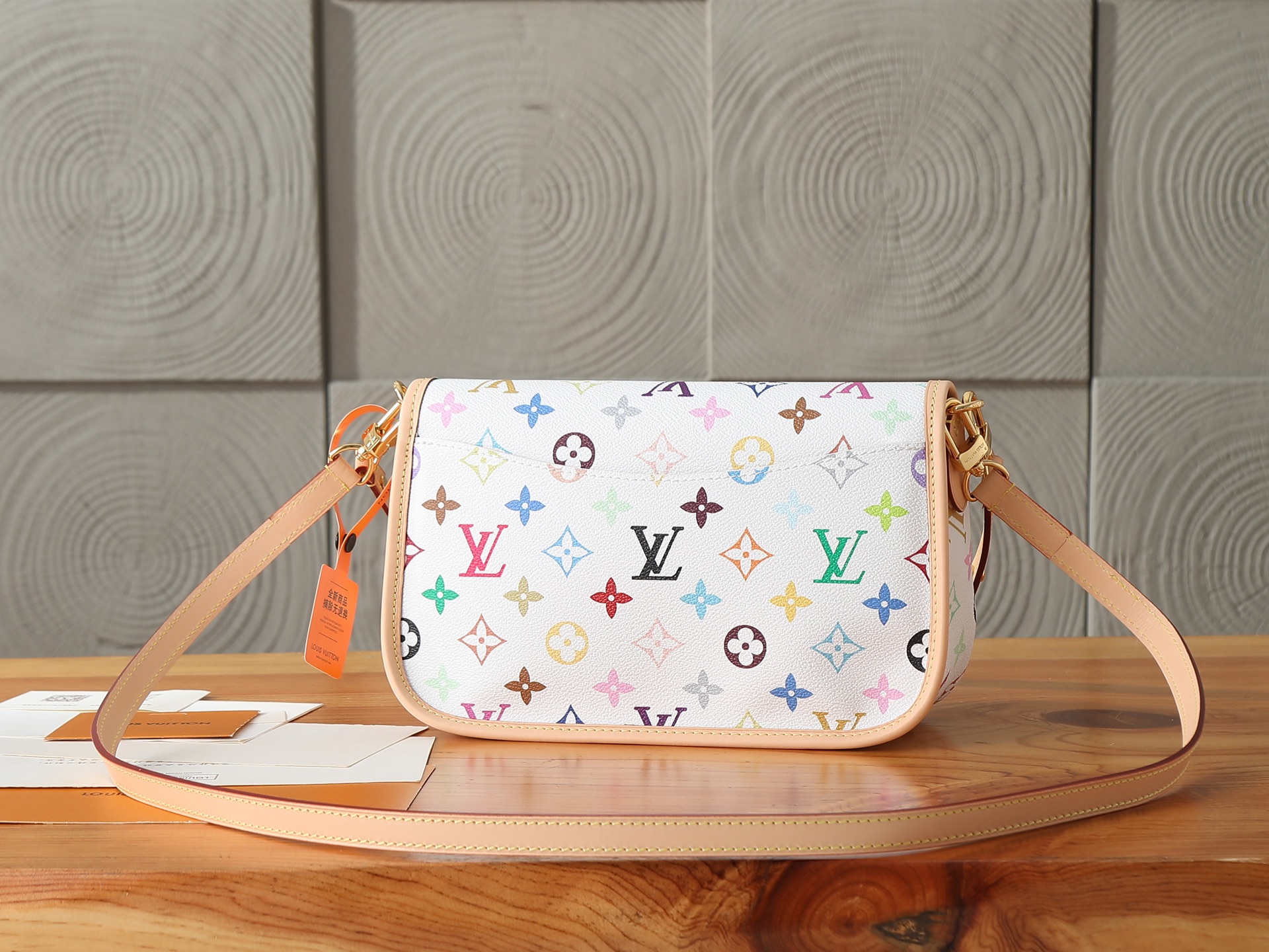 Louis Vuitton Diane Small Shoulder Bag - Image 3