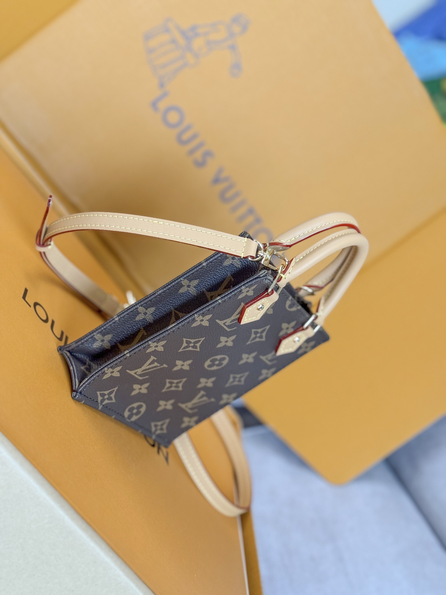 Louis Vuitton Petit Sac Plat Monogram Canvas Bag - Image 3