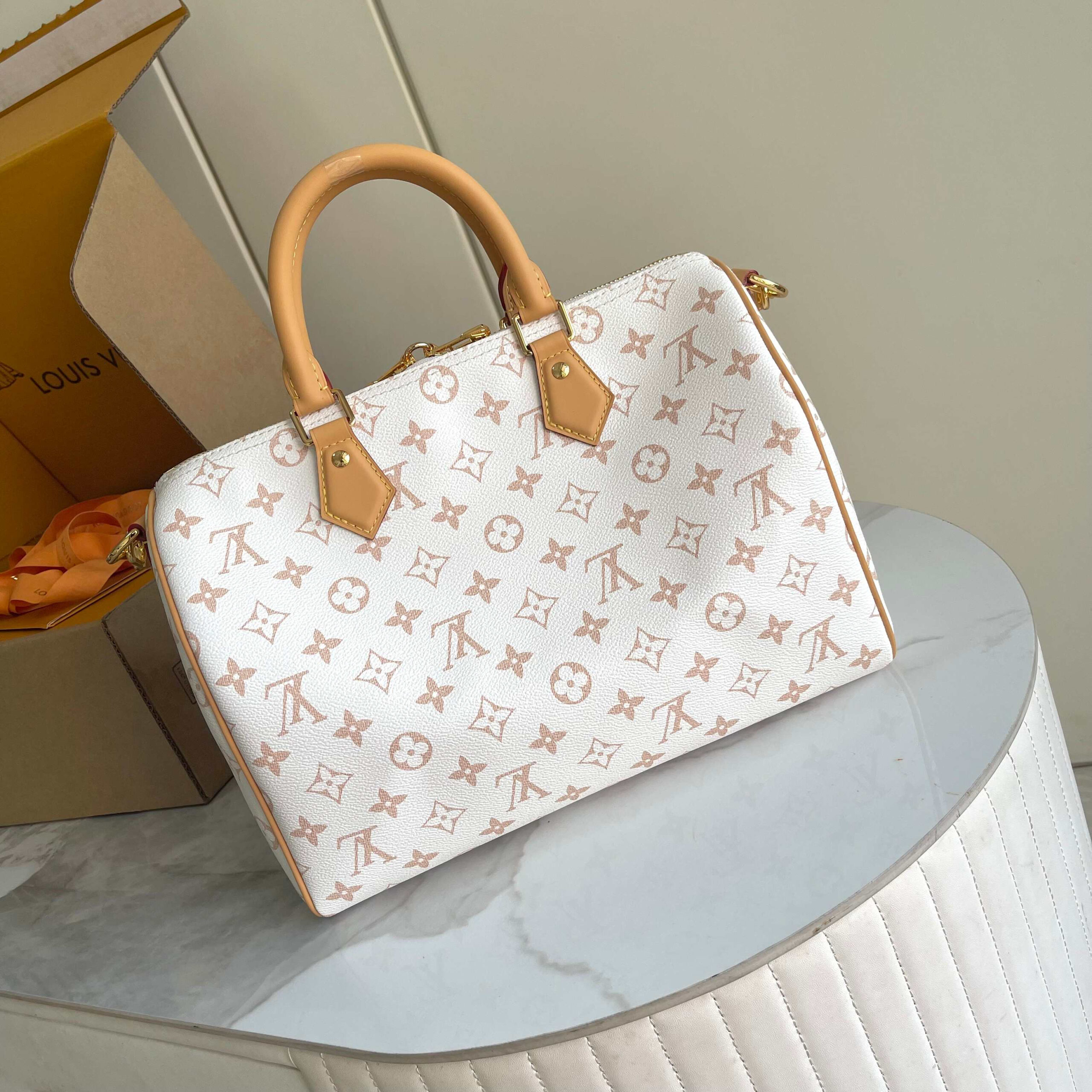 Speedy Soft 30 Lucky Handbag - Image 3