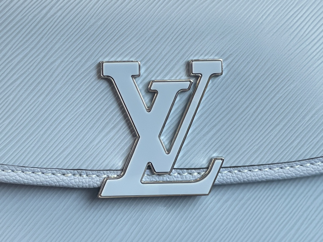 Louis Vuitton Buci Handbag M59386 in Sky Blue Epi Leather - Image 3
