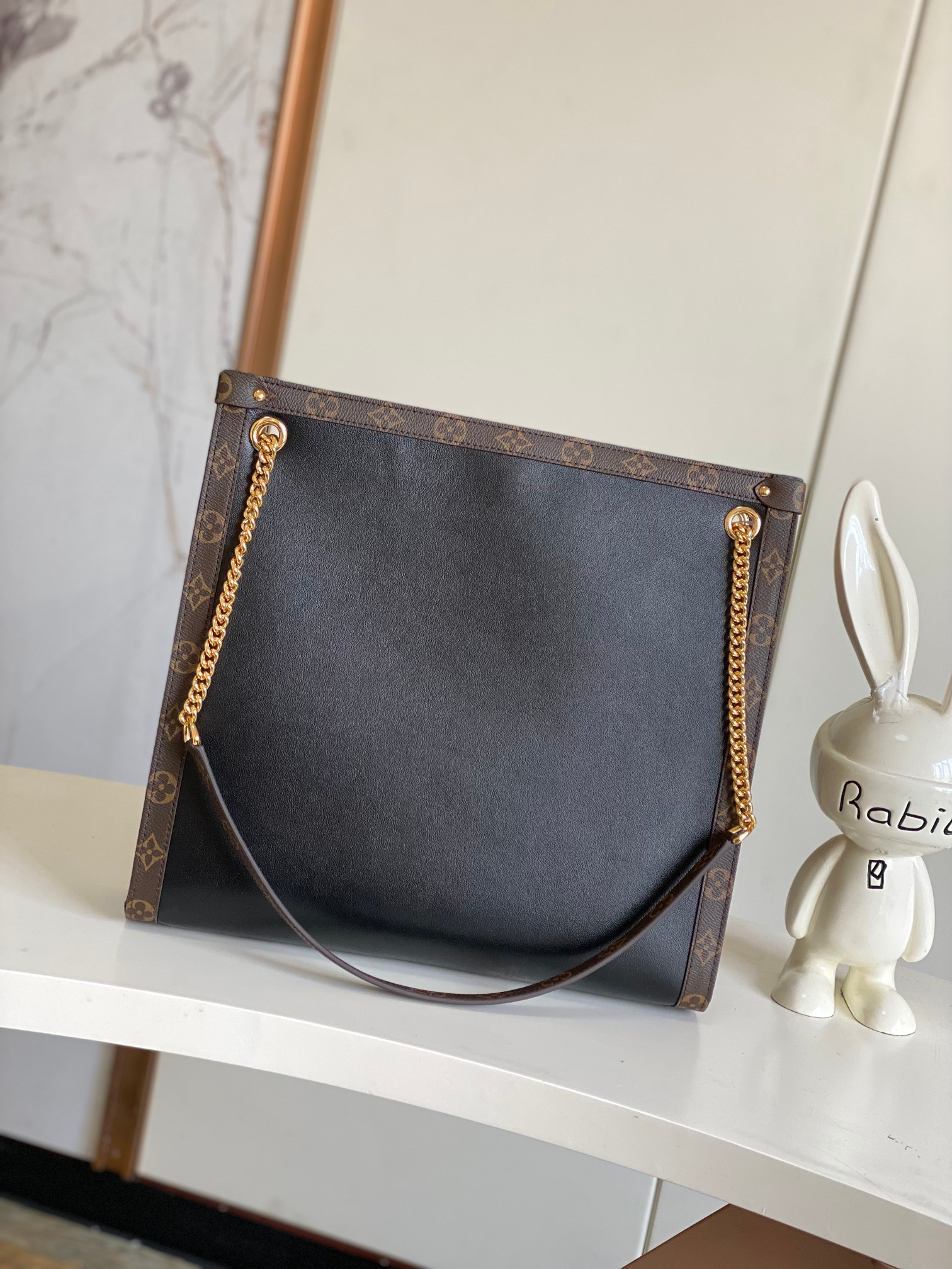 Louis Vuitton Nova Medium Shoulder Bag - Image 3